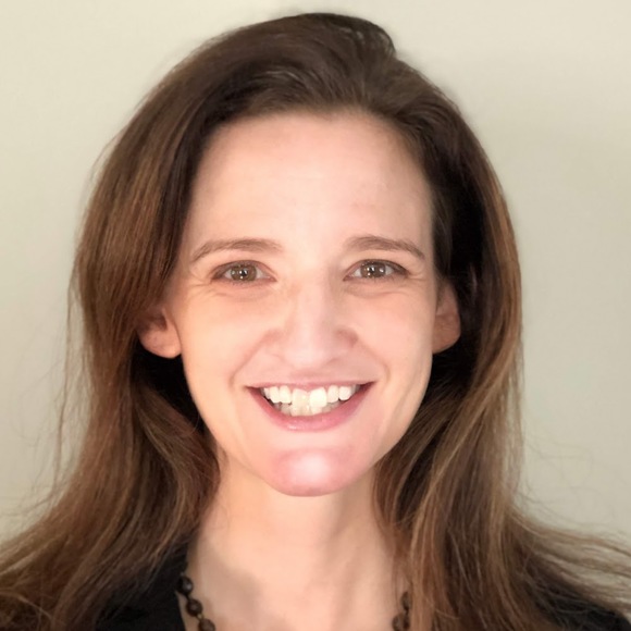 Meet your Posher, Andrea - Picture 1 of 1